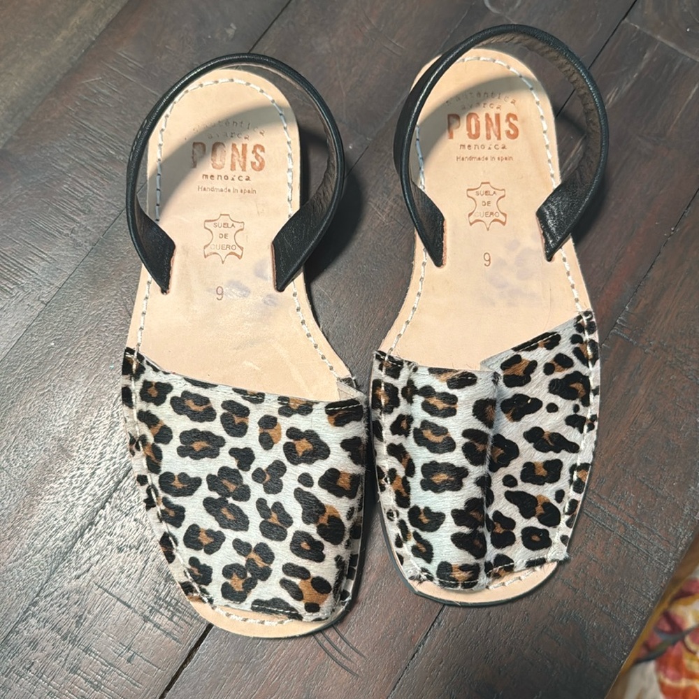 Pons Avarcas Classic Style Womens animal fur Leather Sandals sz 9 NWOT